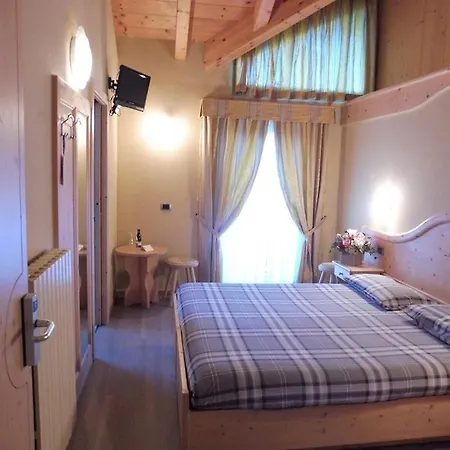 Hotel Valeria 3*